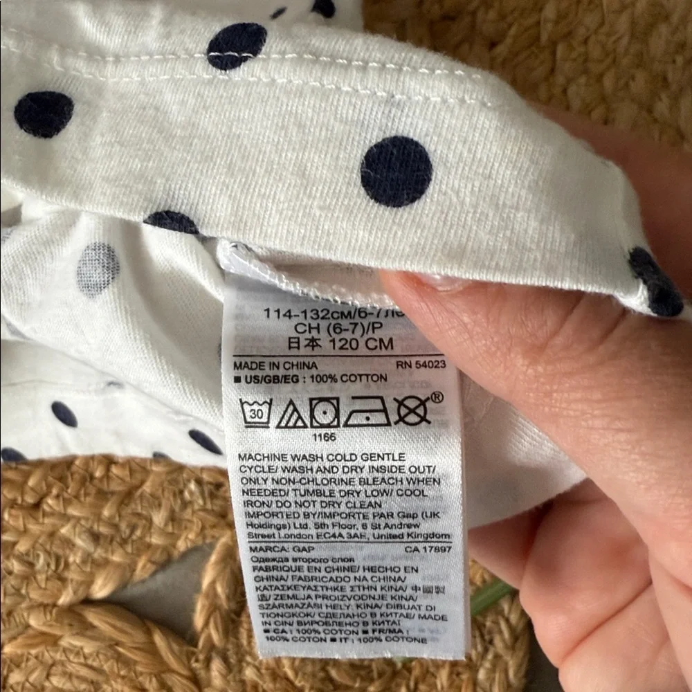 Baby gap Polka dot cotton Dress. Size 6-7
